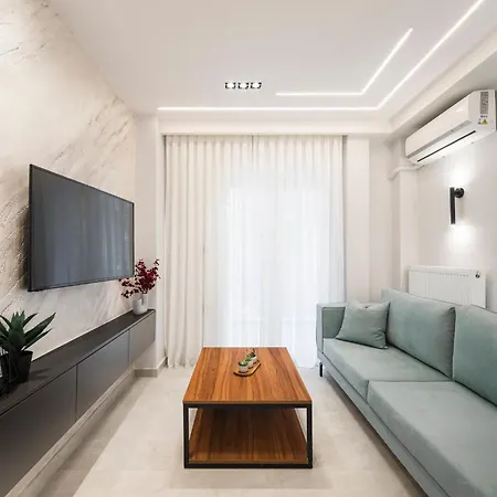 Апартаменты Pdeluxe Next To Navarinou